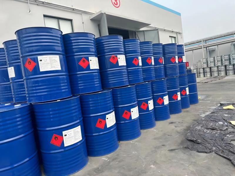 Methanol Methyl alcohol 99.9% Industrial Grade Clear colorless liquidpicture1